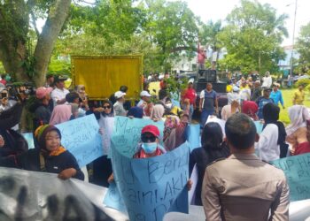 Baznas Kota Solok Didemo Massa, Ini Tuntutannya