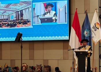 Wisuda ITP ke-81: Istimewa dan Sejarah Lulusan Perdana S2, Rektor Hendri Nofrianto Terharu Di Ujung Pengabdian