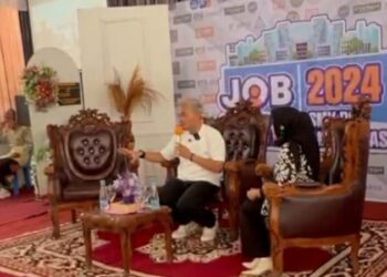 Talkshow Di SMKN 1 Baso, Andra Platinum Ajak Siswa Untuk Percaya Diri dan Tahan Banting