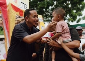 Indosat Salurkan Bantuan Kemanusiaan untuk Korban Bencana Banjir dan Longsor di Sukabumi