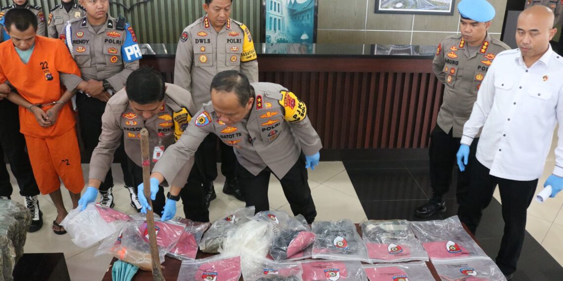 Berkas Dinyatakan Lengkap, Tersangka In Dragon Diserahkan ke Kejaksaan