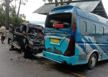 Kecelakaan Maut di Singkarak, Seorang Sopir Meregang Nyawa