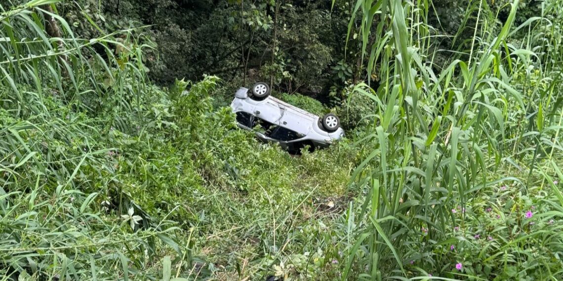Kecelakaan di Jalan Padang-Solok, Minibus Masuk Jurang Sedalam 15 Meter