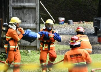 Perkuat Komitmen K3, 8 Tim Uji Keterampilan pada ajang SHE Challenge SIG 2025 di Fire Ground PT Semen Padang