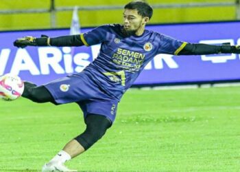 Libur Singkat, Kiper Semen Padang FC Putuskan Lebaran di Markas Klub