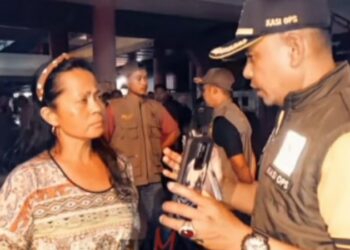 Melanggar Perda, Lapak Liar di Kawasan Pasar Raya Padang Terkena Penertiban