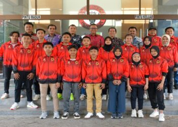 Dibina FKKSPG, Dirut PT Semen Padang Lepas 20 Pesilat Muda Perisai Diri ke Ajang Internasional di Malaysia