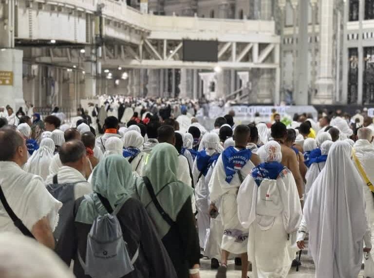 Petugas Siaga di Masjidil Haram, PPIH Pastikan Layanan Jemaah Aman dan Nyaman
