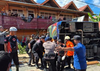 Kronologi Bus ALS Terguling di Padang Panjang, Rem Blong Sejak Simpang MTsN
