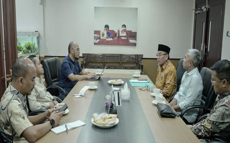 Wawako Maigus Nasir Bertemu Wamendikdasmen RI, Bahas Penguatan Program Pendidikan Kota Padang