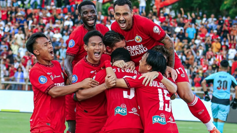 Gol Martic Dianulir, “Super Sub” Semen Padang FC Bungkam Madura United di Ujung Laga