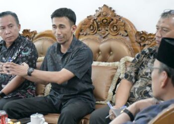 PT Semen Padang Usung Kaliandra dan Maggot, Menjawab Tantangan Padang Rancak