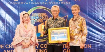 Bank Nagari Syariah Raih Gold Award The Best Performance