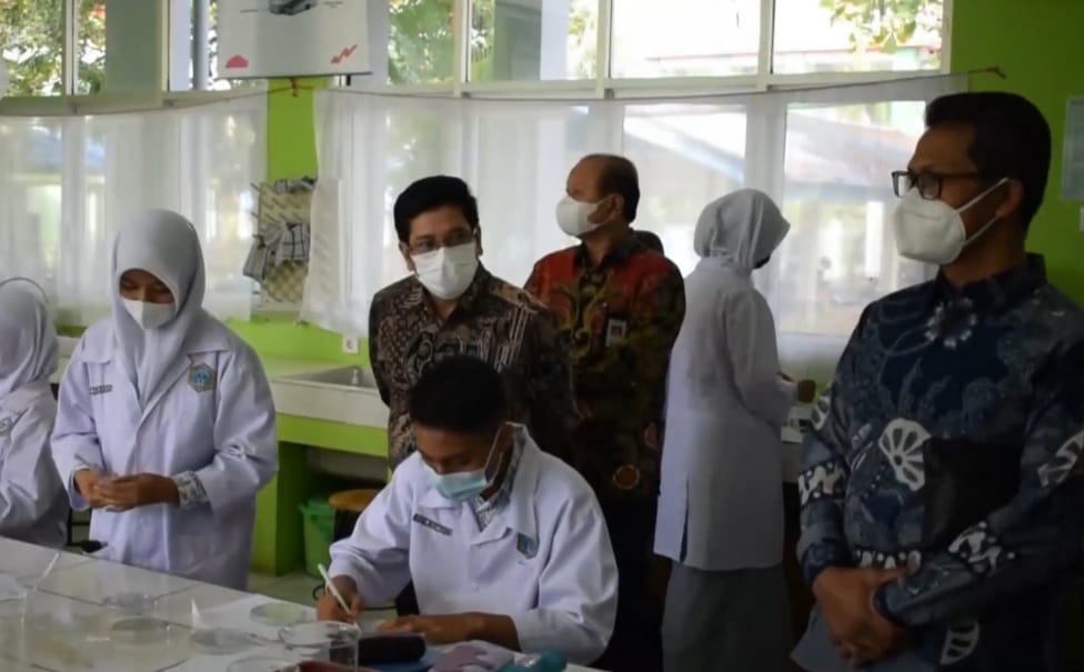 Laboratorium Praktik Smk Smak Padang Sudah Layak Dan Sesuai Standar